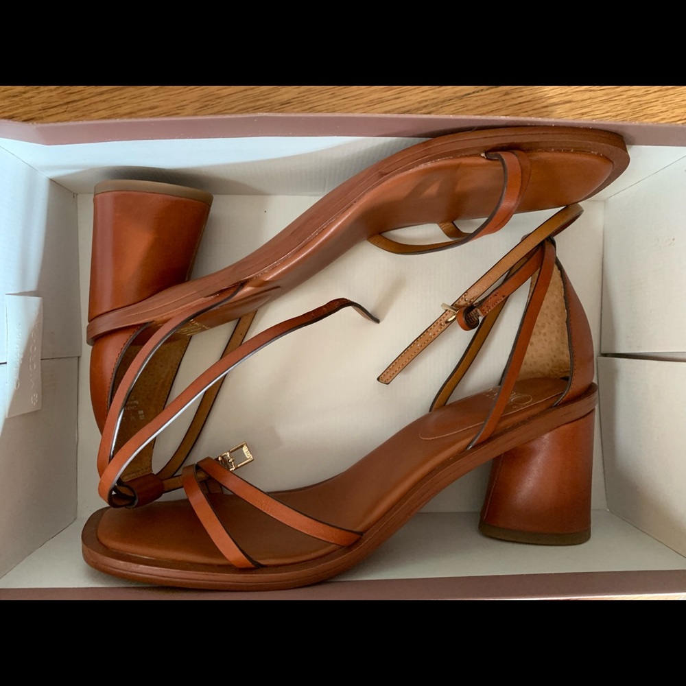 Ronelle sandals